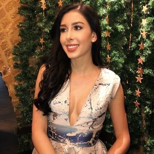 Meet your Posher, Daniella